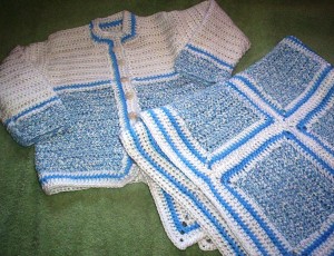 245 Jacket and blanket set for baby boy
