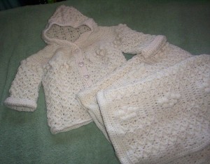 246-2 Natural colour 2 pc.set - jacket and matching blanket