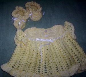 254 Little yellow dress and booties for baby girl