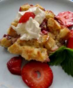 vgstrawberrybp Madeira Cream Bread Pudding with Strawberries