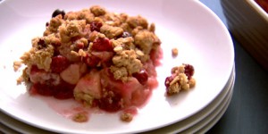 Apple_Cranberry_Crisp_003-300x150