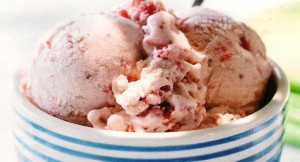 strawberry ice cream feature