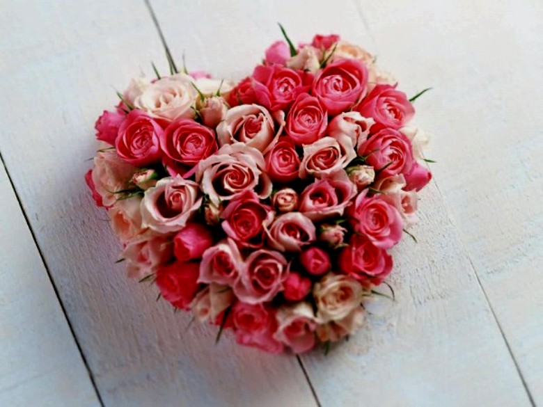 valentines-day-flower-centerpiece3-600x450